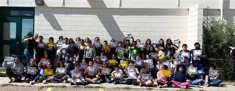 5th Grade Students representing perfect attendance! 